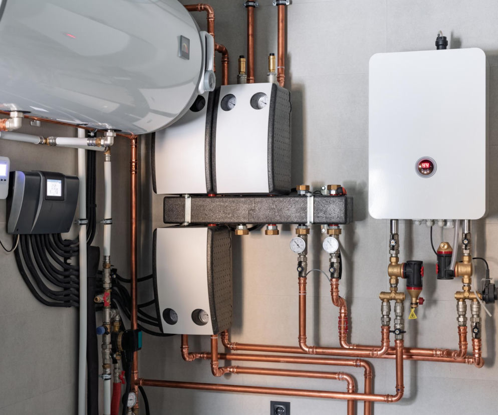 Dobór zasilacza UPS dla kotła – kryteria i porady praktyczne