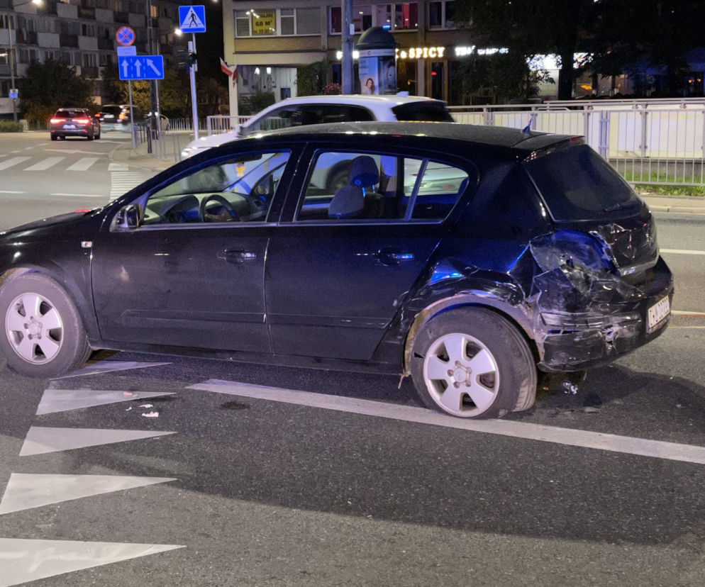 Po pijaku rozbiła mercedesa z wypożyczalni