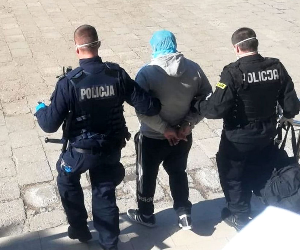 Ze strachu przed koronawirusem oddał się w ręce policji