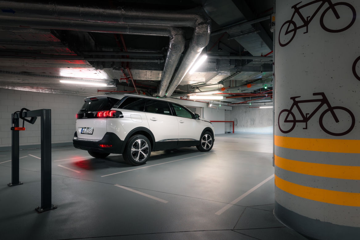 Peugeot 5008 po liftingu 2021