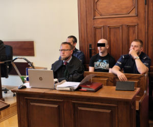 Zabił Krystiana, skacząc mu po głowie