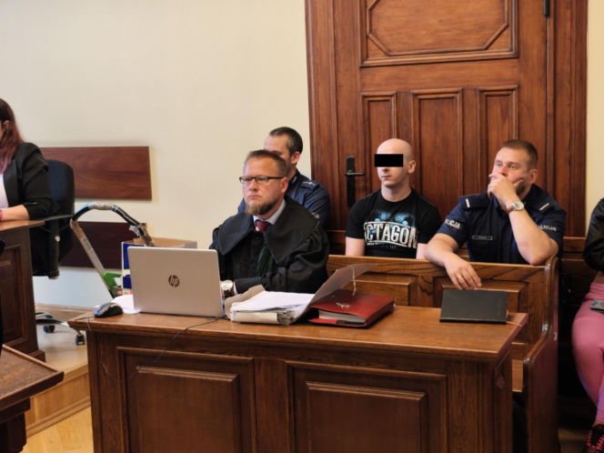 Zabił Krystiana, skacząc mu po głowie