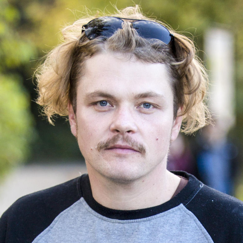 Zagrał Ola w popularnym serialu "Bulionerzy". Nie do wiary, jak dziś wygląda