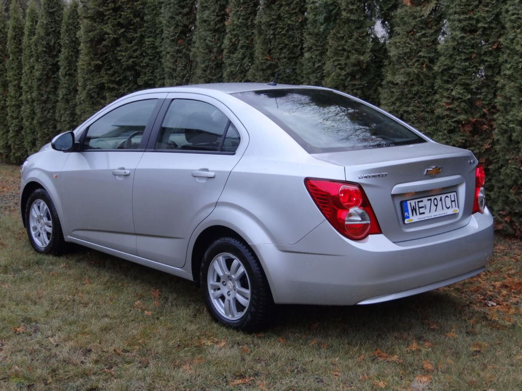 Chevrolet Aveo sedan