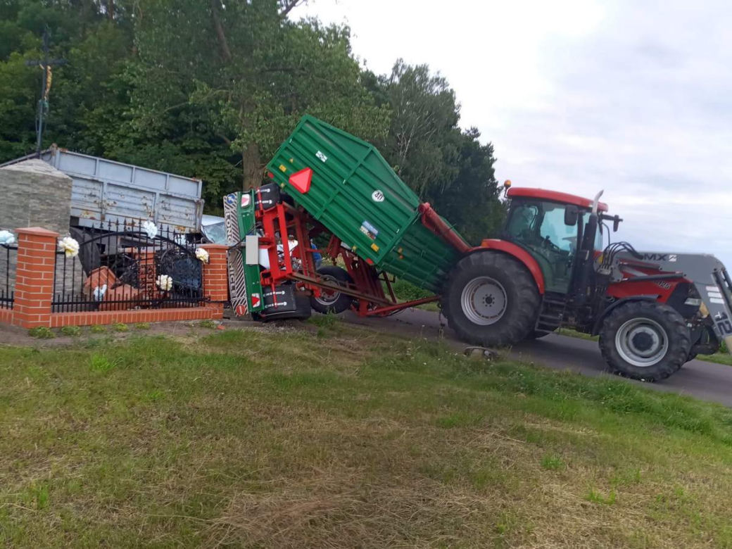 Miał sądowy zakaz kierowania. Mężczyzna spowodował kolizję i uciekł 