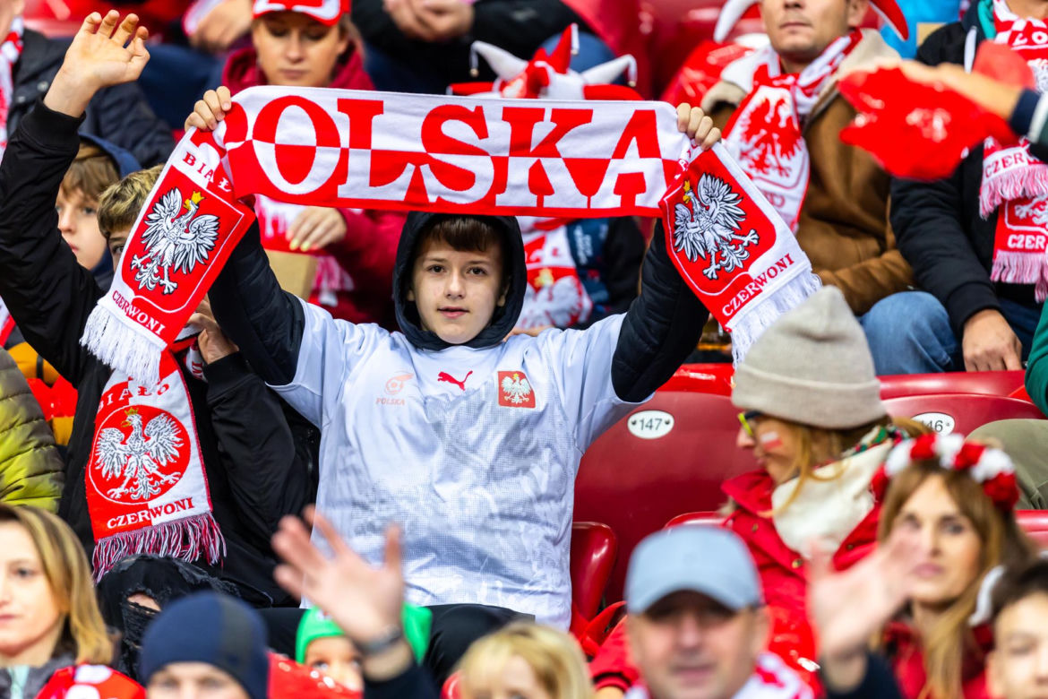 Kibice na meczu Polska -Mołdawia