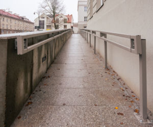 Poradnia ortopedyczno-urazowa na Białówny. Budynek przeszedł remont [ZDJĘCIA]