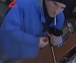 Policja z Torunia wciąż poszukuje sprawców pobicia obcokrajowców. Rozpoznajesz ich?