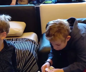 Michał Wiśniewski rozdał prezenty podopiecznym Domu Dziecka w Katowicach [ZDJĘCIA, WIDEO]