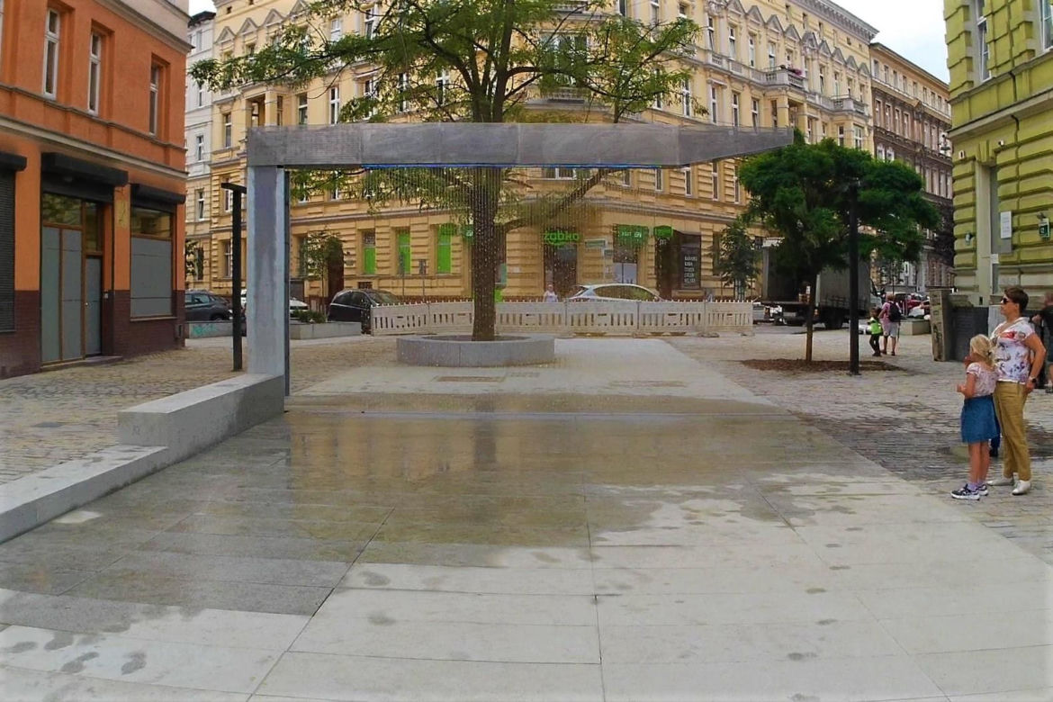 Błyskawiczna metamorfoza skweru w centrum Szczecina