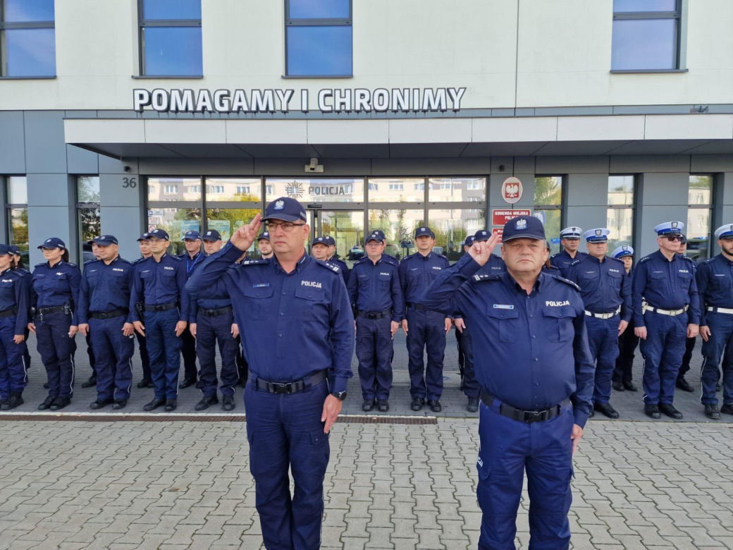 Syreny zawyły w całej Polsce. Tak policja pożegnała zastrzelonego sierż. Natana Sieronia