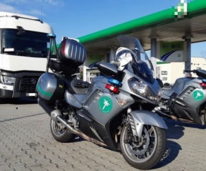 Kierowcy ciężarówek ukarani za wyprzedzanie na autostradzie A4