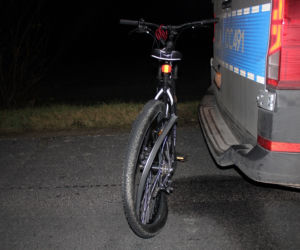 Tragiczny wypadek w Czerniewiczkach koło Włocławka. Rowerzysta nie żyje