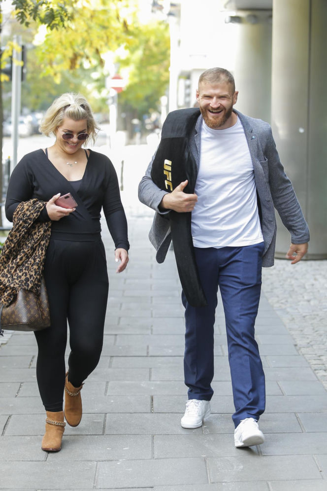 Jan Błachowicz z partnerką i synem