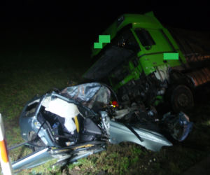 Kolnica: Tragiczny wypadek na DK 8. Czołowo zderzenie. Jedna osoba nie żyje [FOTO]