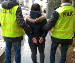 Bez skrupułów WYRWAŁ WOLONTARIUSZCE puszkę WOŚP. Myślała, że chce wrzucić pieniądze... Zatrzymano aż 4 osoby!