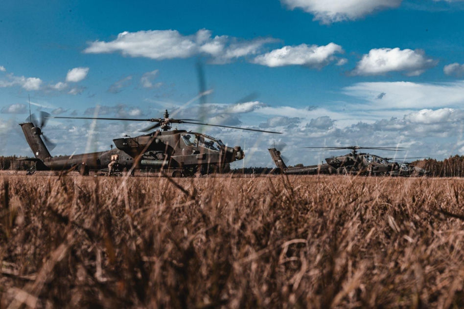 Śmigłowce Apache AH-64