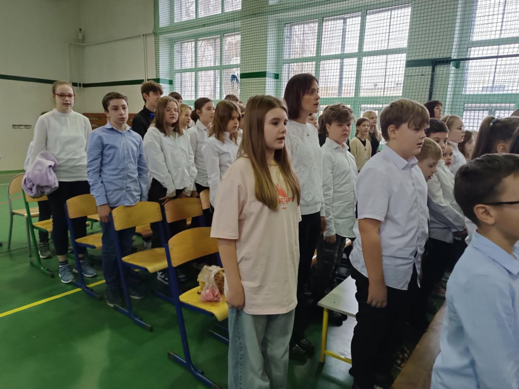 Apel uczniów SP nr 1 o 105. rocznicy powrotu Grudziądza do macierzy