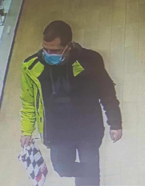 Trójmiejska policja szuka tych trzech mężczyzn. Poważnie sobie nagrabili [ZDJĘCIA]