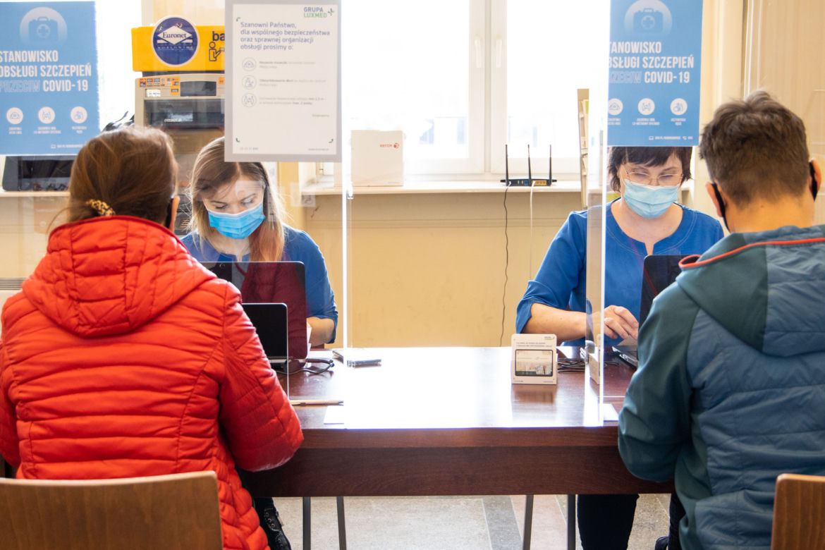 RZESZÓW: 620 osób zaszczepiło się pierwszego dnia majówki. Dziś koljny dzień szczepień!