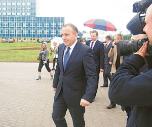 Grzegorz Schetyna otworzył nieczynne lądowisko