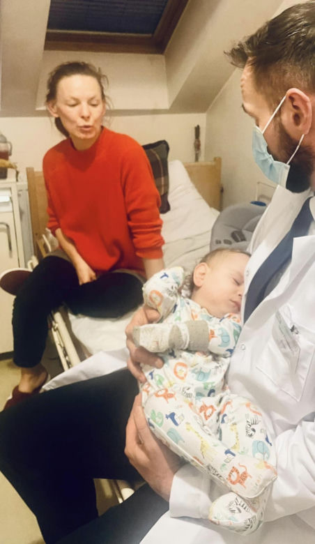 Niewidomy Antoś po raz pierwszy zobaczył twarz mamy. To prawdziwy cud! "Nigdzie nie potrafili mi pomóc"
