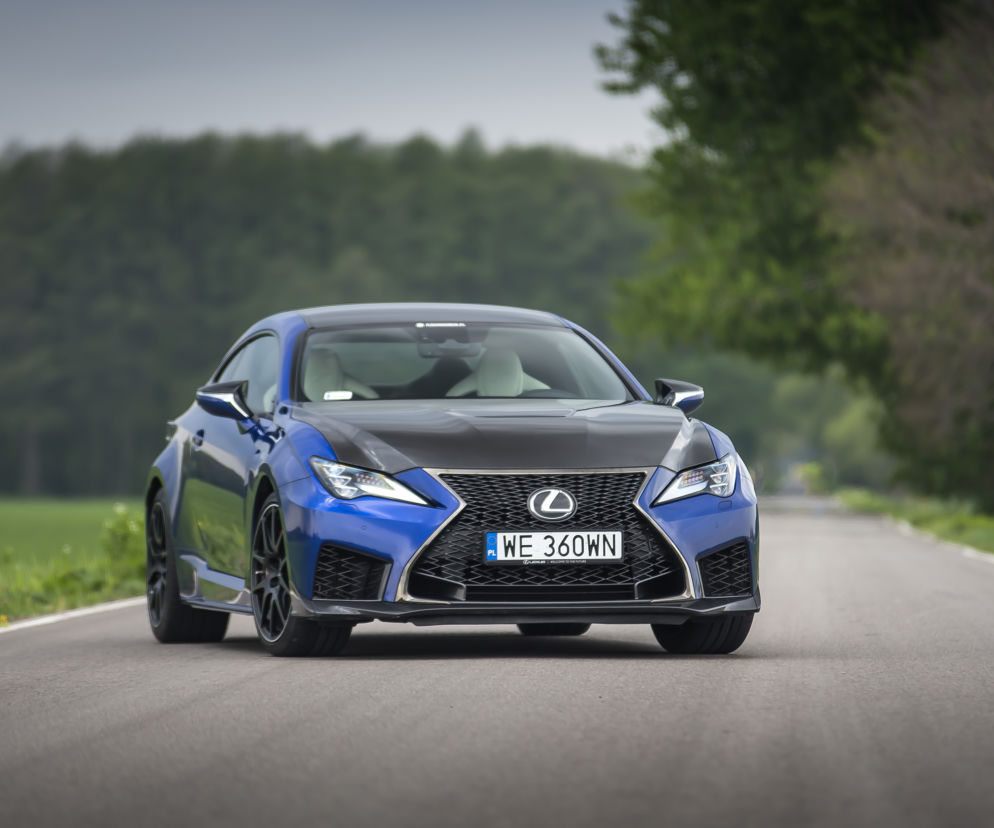 Lexus RC F Carbon 5.0 V8 464 KM 
