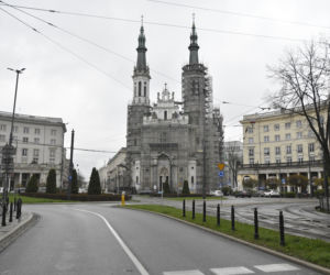 Zamkną plac Zbawiciela? Działacze chcą zrobić z ronda deptak