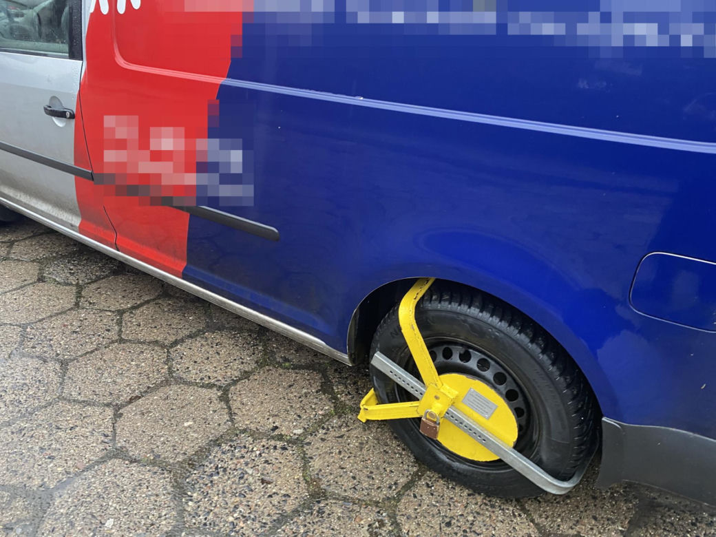 Żniwa Straży Miejskiej w Katowicach. Parkujących czekała niemiła niespodzianka.