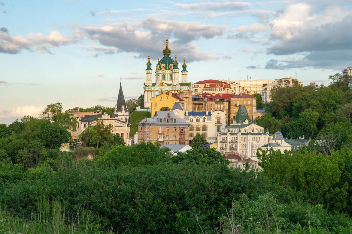 Ukraina