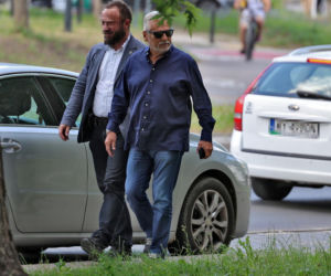 Aleksander Kwaśniewski u fryzjera
