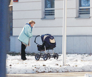 Prowokacja Super Expressu: Zostawiliśmy dziecięcy wózek na mrozie