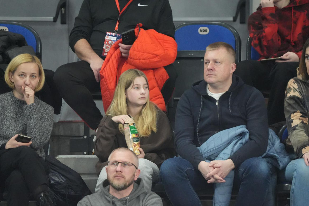 Halowe Mistrzostwa Polski 2025 w Arenie Toruń. Zdjęcia kibiców z trybun i sportowców