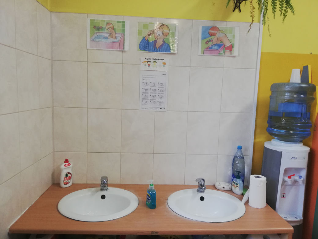 Radomskie przedszkolaki pokazują jak uchronić się przed koronawirusem [FOTO, WIDEO]