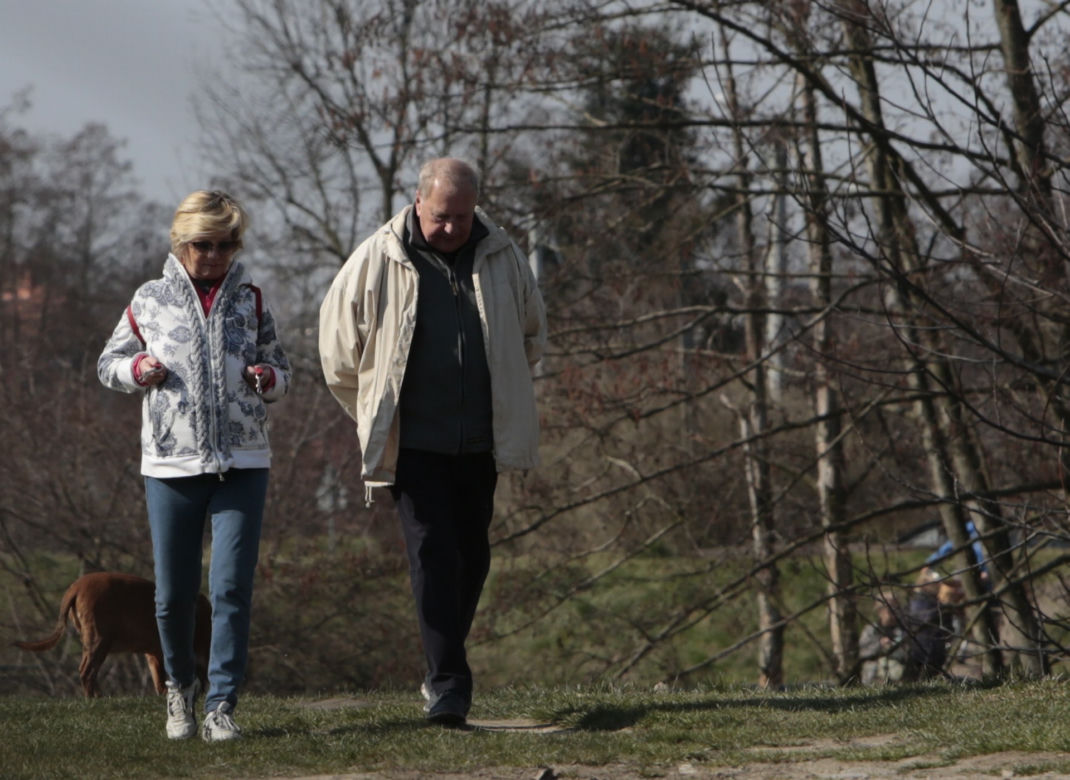 Jerzy Stuhr pokonał nowotwór pokona wirusa 