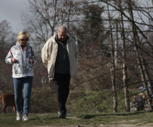 Jerzy Stuhr pokonał nowotwór pokona wirusa 