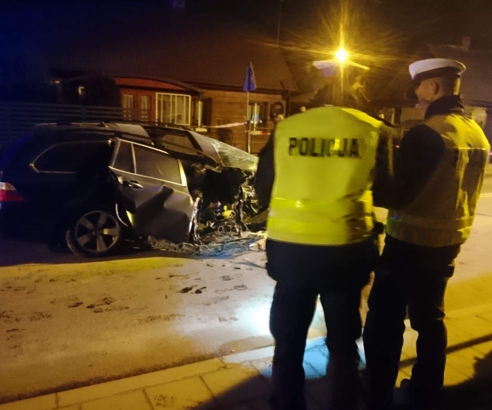 Sokółka. Wypadek bmw na ul. Białostockiej. 20-latek uciekał policji