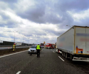 Autostrada A4 w Gliwicach zablokowana po wypadku dwóch ciężarówek. Są potężne utrudnienia