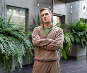 Pierwsza miłość, odcinek 4166: Bolesław zleca Darkowi pozbycie się Borysa, nie wiedząc, że ich rozmowa jest nagrywana