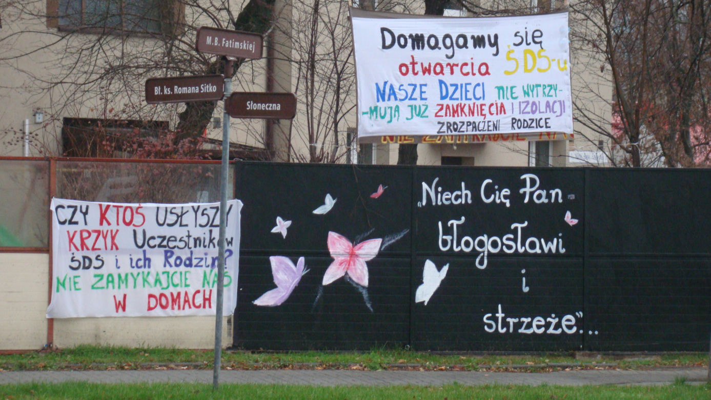 Rozpaczliwy apel opiekunów niepełnosprawnych
