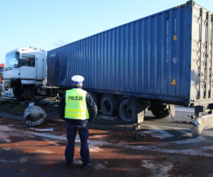 Wypadek TIRA na trasie Siekierkowskiej