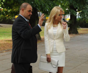 Ranczo 8 sezon odc. 96. Senator Kozioł (Cezary Żak), Monika (Emilia Komarnicka)