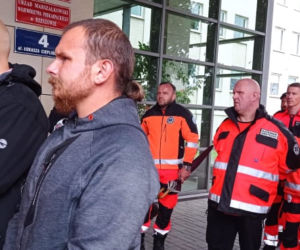 Podkarpackie: protest ratowników medycznych [ZDJĘCIA]