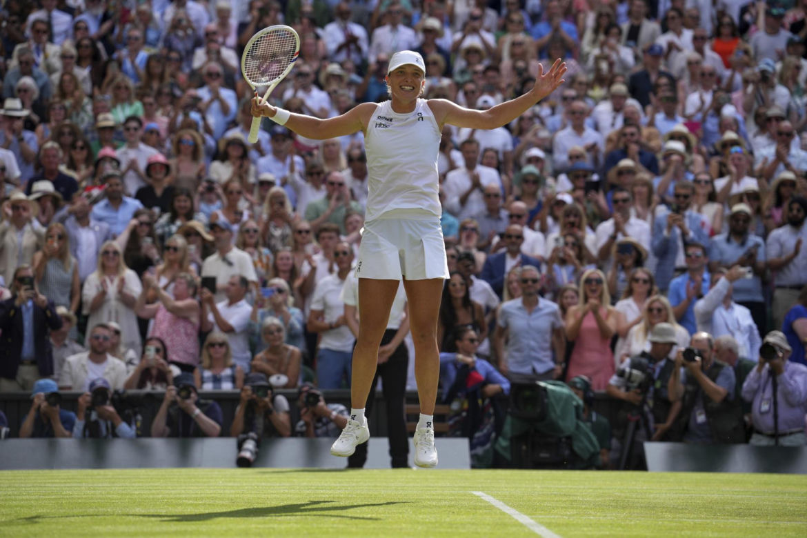 Iga Świątek wygrywa Wimbledon