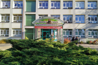 Trwa akcja „Zostań Kazimierzem” w siedleckim „Rolniku”. Masz pamiątkowe zdjęcia z czasów szkolnych? Prześlij je organizatorom!
