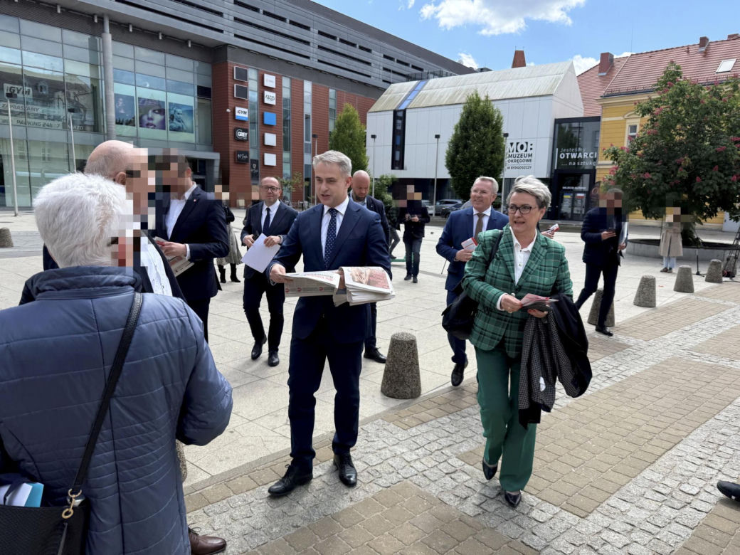 Wicepremier K. Gawkowski wspierał w Bydgoszczy Rafała Trzaskowskiego