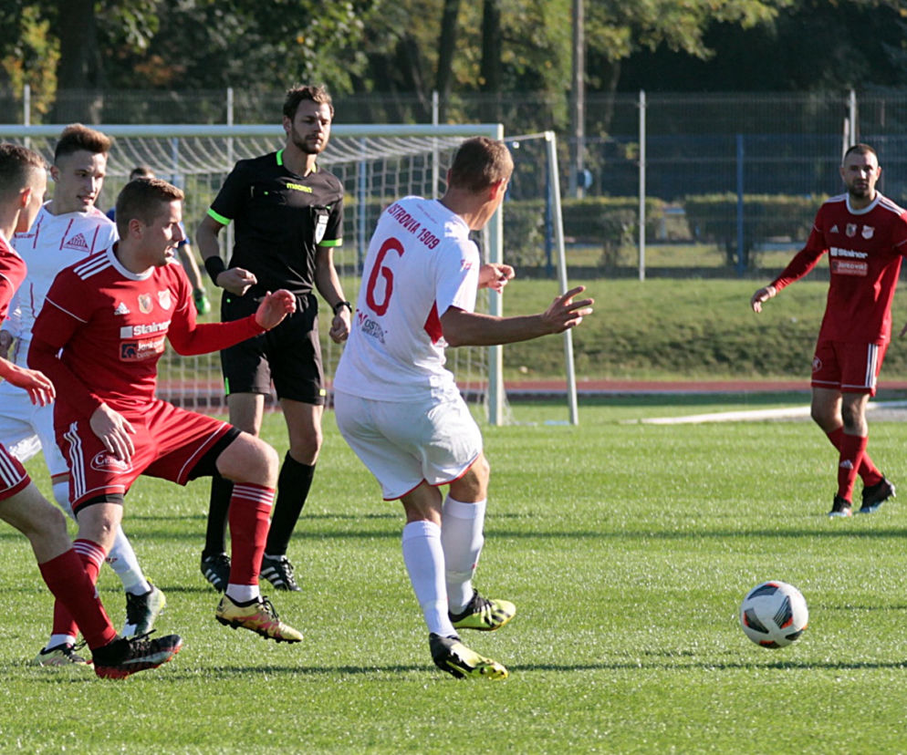 W oczekiwaniu na piłkarskie derby            