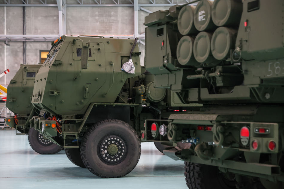 Pierwsze wyrzutnie rakiet HIMARS są w Polsce. Trafią do 16 Dywizji Zmechanizowanej [ZDJĘCIA]