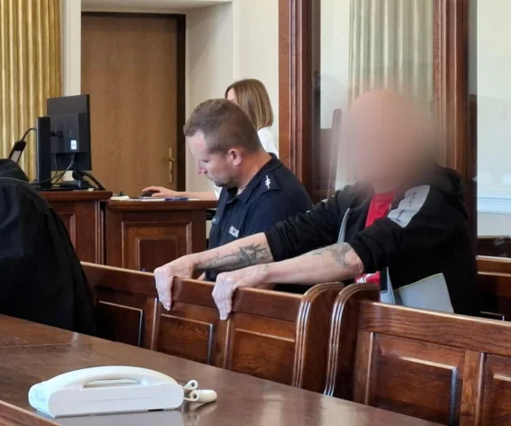 Zamordował znajomą, a potem wyprowadzał jej psa na spacer