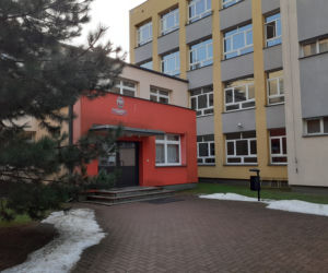 Siedleckie szkoły przy ul. Konarskiego i Prusa i ich okolica w lutym 2021 roku